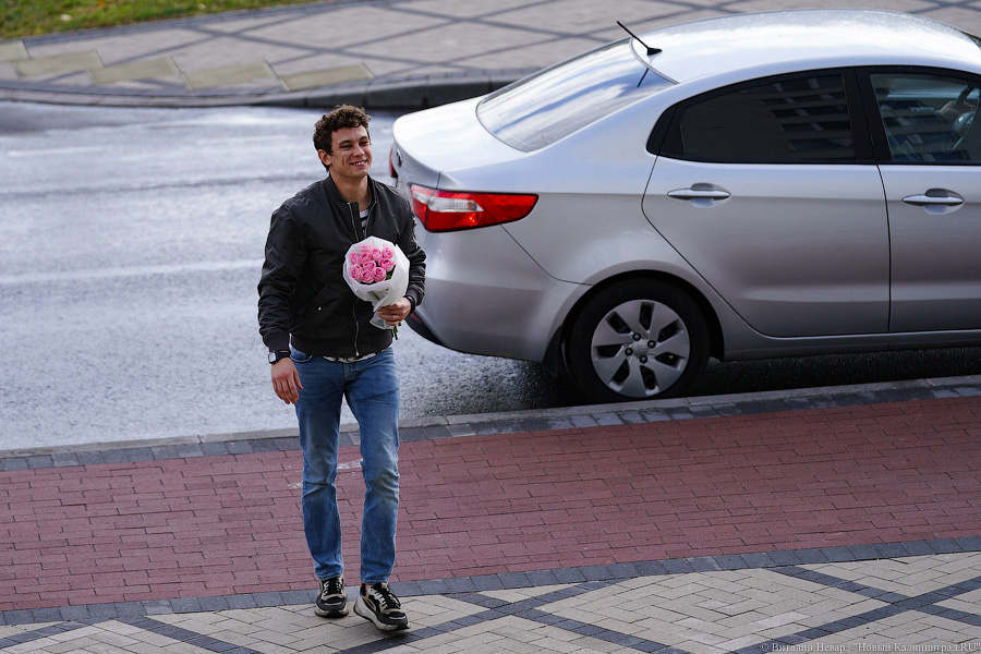 Двойная жизнь: в Калининграде продолжаются съемки сериала «Оффлайн» (фото)