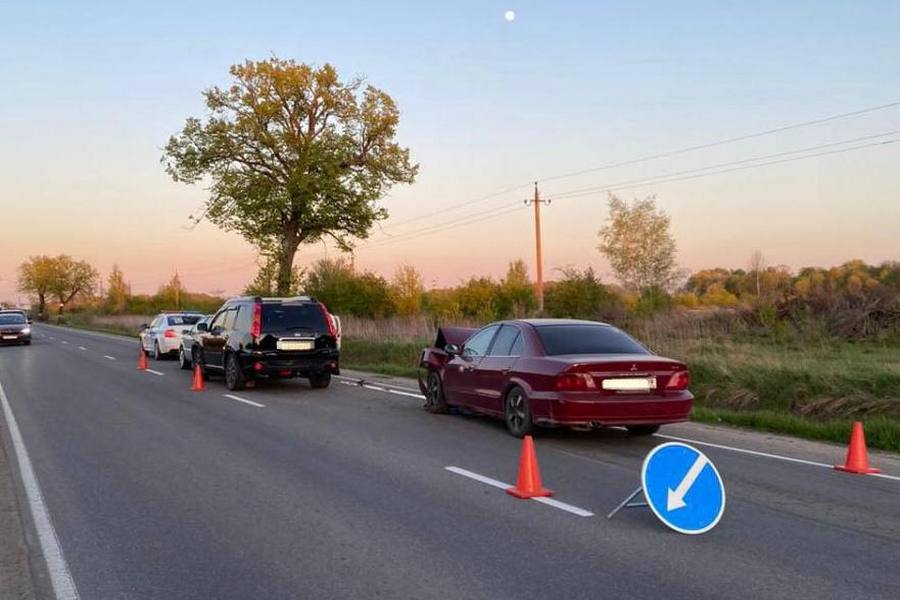 На Окружной произошло тройное ДТП из-за несоблюдения дистанции (фото)