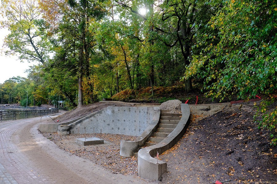 Муза освоения: как за федеральные деньги благоустраивают парк в Светлогорске