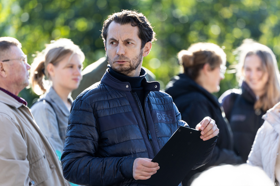 Жители пос. им. А Космодемьянского пожаловались на скверный запах и вырубки (фото)