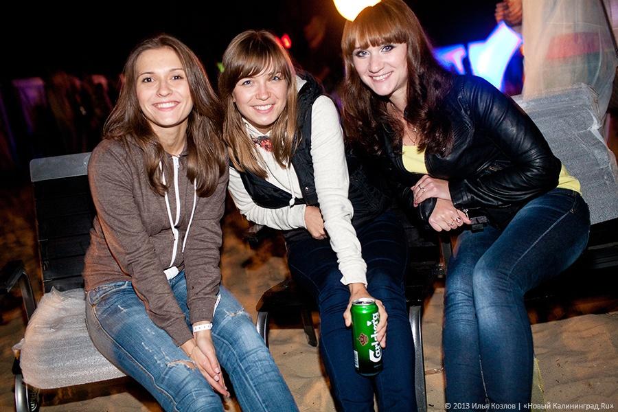 Последний летний опен-эйр: в Зеленоградске прошел фестиваль «Янтарный пляж»