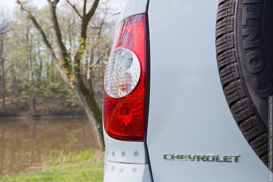 Покоритель бездорожья: тест-драйв обновленного внедорожника Chevrolet NIVA