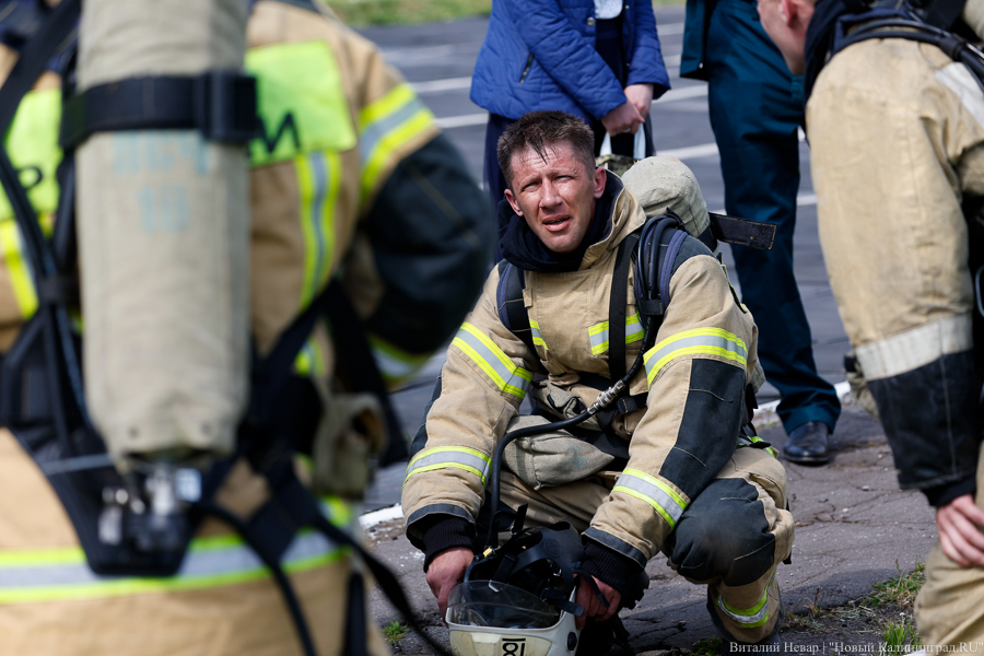 И огонь, и вода: как проходил финал областного конкурса МЧС в Калининграде (фото)