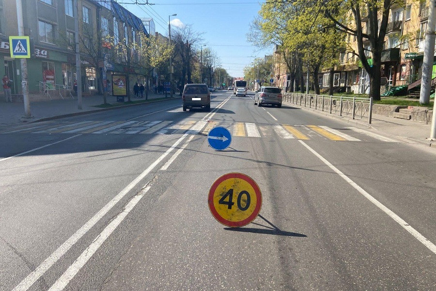 На проспекте Мира «Рено» сбил на «зебре» 16-летнего пешехода