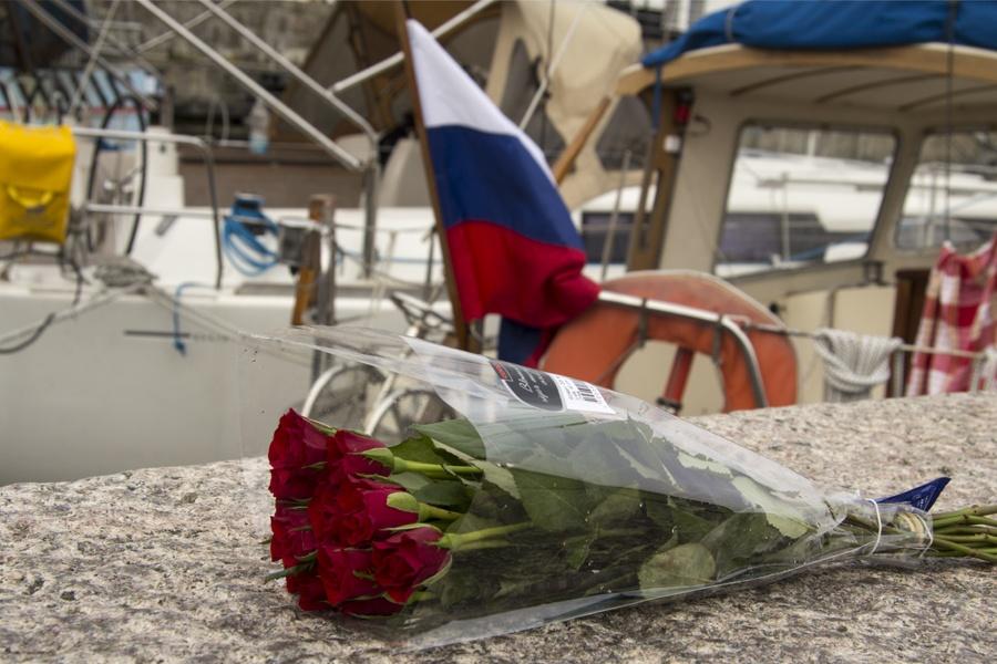 Дань героям: яхтсмены возобновили акцию памяти в честь погибших на Борнхольме