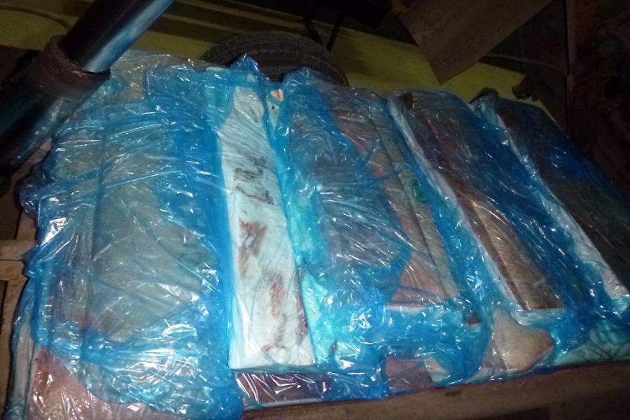 Поляк пытался ввезти тайком в регион  400 кг свиного сала