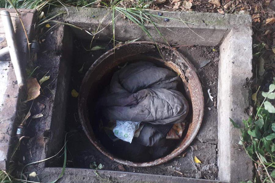 СК: калининградец ударил бормотавшего во сне друга ножом и бросил тело в колодец