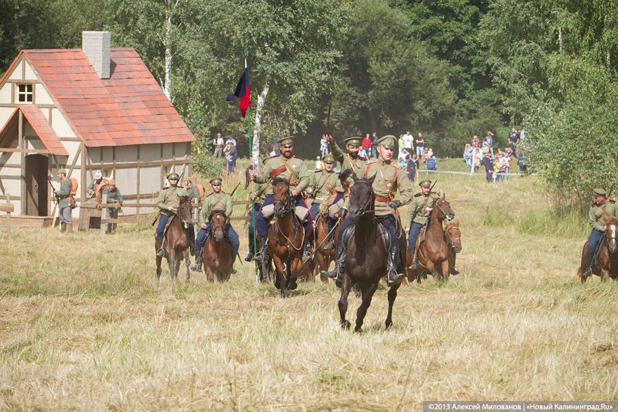 Казаки и броневики: реконструкция сражения Первой мировой войны под Гусевом