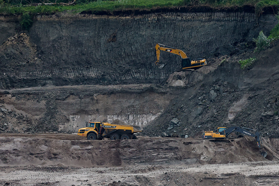 Янтарный комбинат планирует увеличить добычу янтаря на 26%