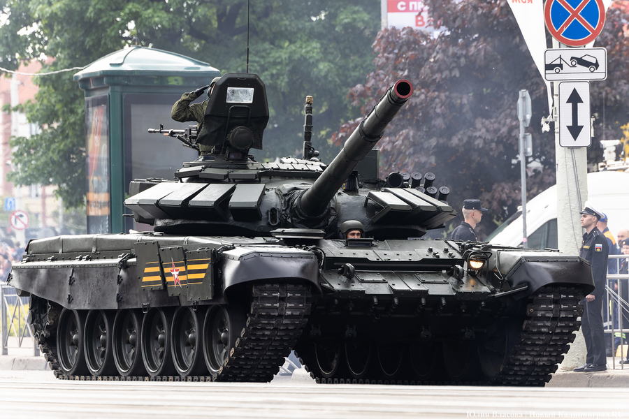 Как проходил Парад Победы в Калининграде (фото)