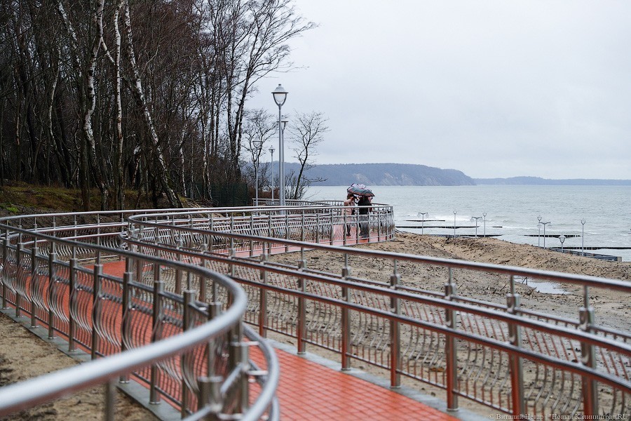 «В ожидании 70 метров»: как ведутся работы по расширению пляжа в Светлогорске