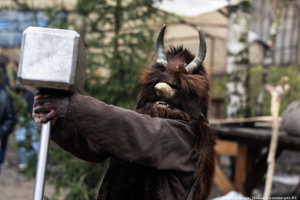 Вечерний@Калининград: суд из-за БДСМ, студентка с миллионами и волонтер 