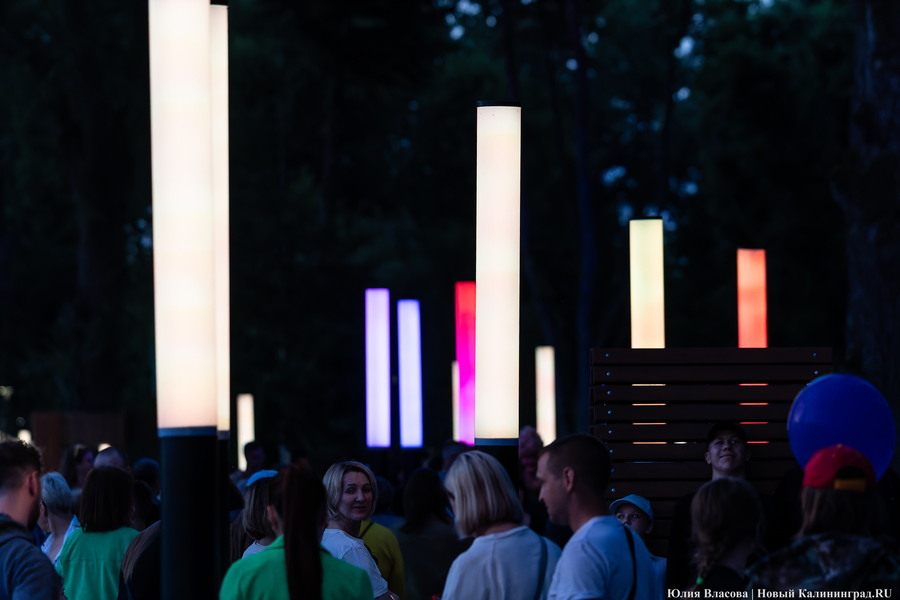 Яркая точка притяжения: как в Гурьевске открывали «Парк света» (фото)