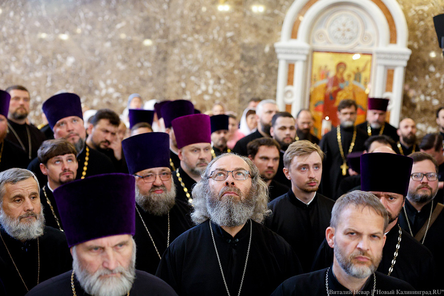 От заката до рассвета: патриарх Кирилл провёл богослужение в Калининграде (фото)