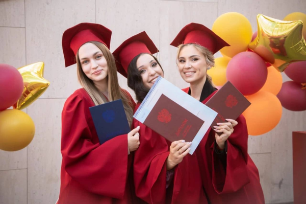 Постройте карьеру вместе с Президентской академией — поступайте в РАНХиГС