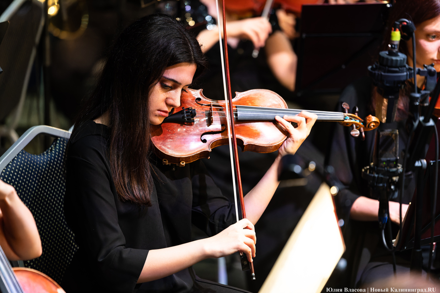 «Ему наскучил света шум»: в Светлогорске прошла опера «Евгений Онегин» (фото)