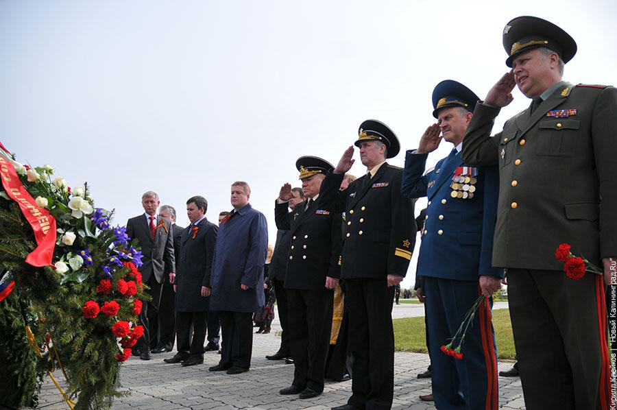 Фоторепортаж «Нового Калининграда.ru»: на военном кладбище в Медведевке перезахоронены 54 безымянных солдата