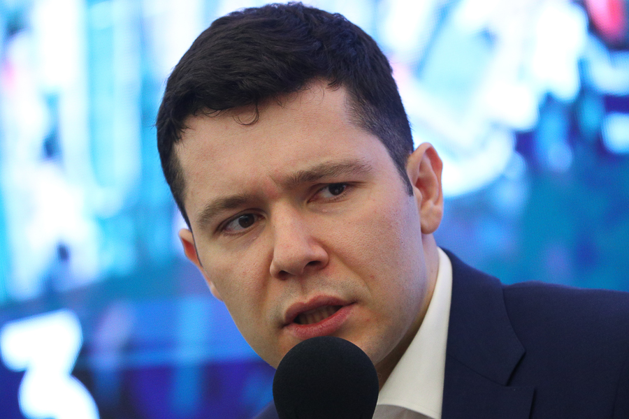 Правительство анонсировало прямую линию с губернатором Антоном Алихановым