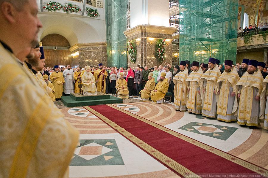 Юбилей мэра и зло одержимости: о чем патриарх Кирилл молился в Калининграде
