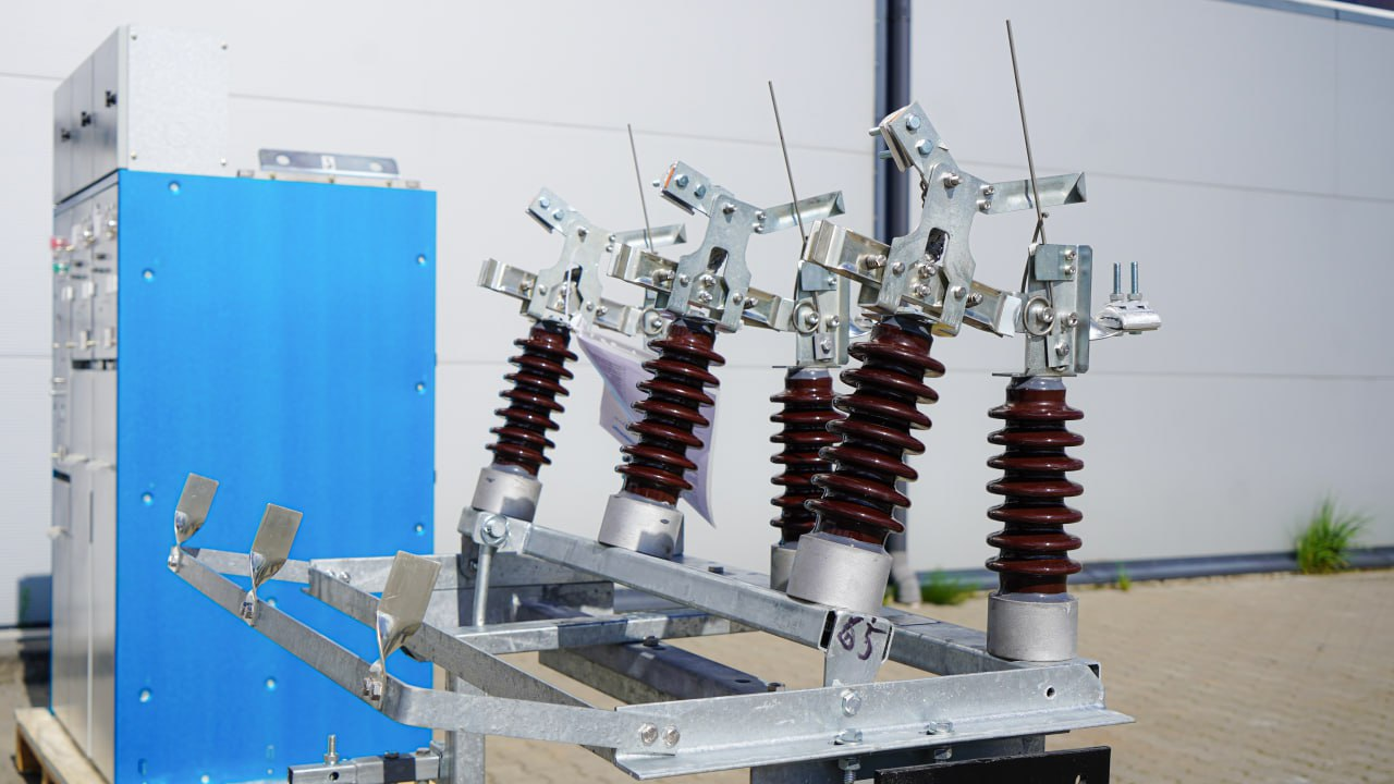 Проэлектрощит