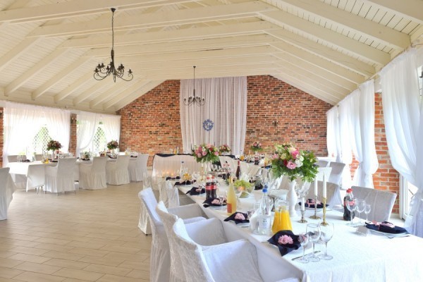 Гостевой дом «Охота»: от романтического ужина до «большой греческой свадьбы»