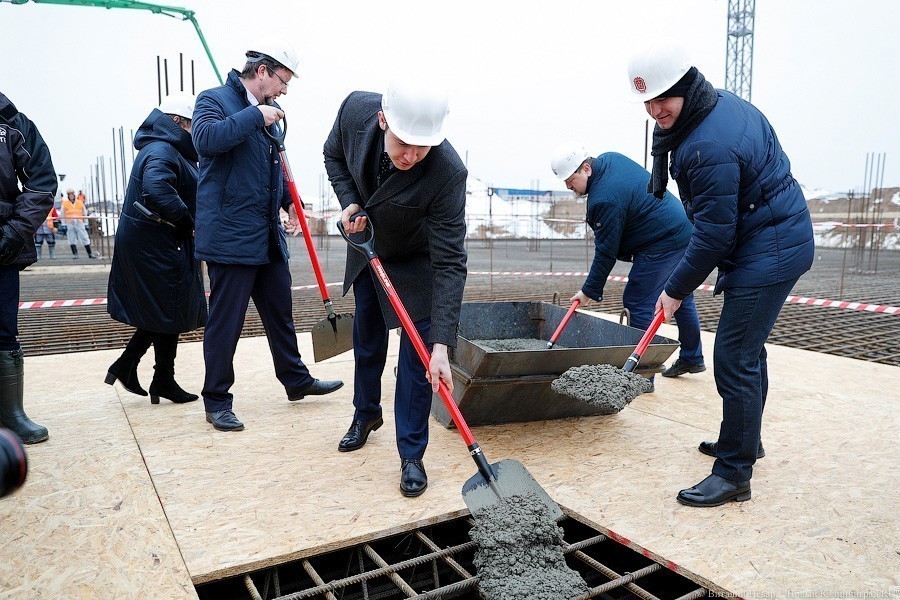 Из-за срыва строительства онкоцентра области придется вернуть в Москву 312 млн