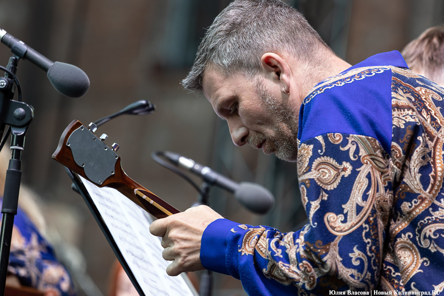 Мерзликин и оркестры: как прошел фестиваль «Кантата» на территории пивоварни «Понарт»