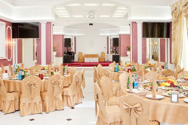 Ресторан-кафе «Арарат»: восточное гостеприимство и волшебство армянской кухни