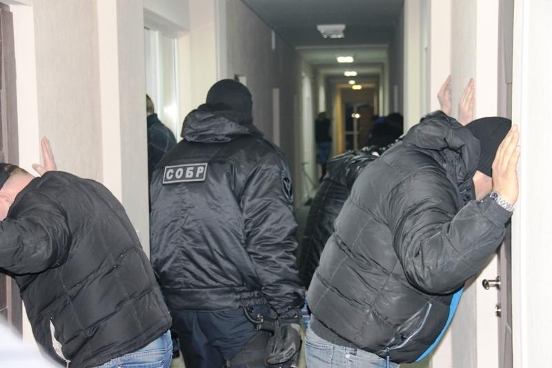 Полиция задержала 15 проституток и 5 сутенёров в Калининграде (фото)