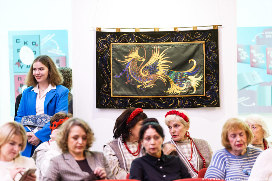 Культурный народный код: как прошли выставка и показ мод на биеннале «Балтийский дизайн»
