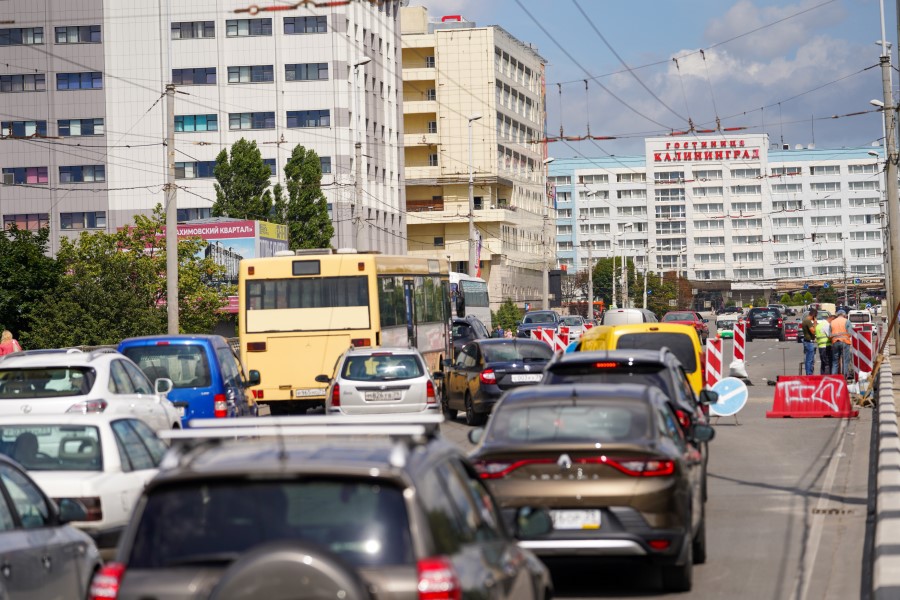 4 августа: пробки на эстакадном мосту из-за ремонта