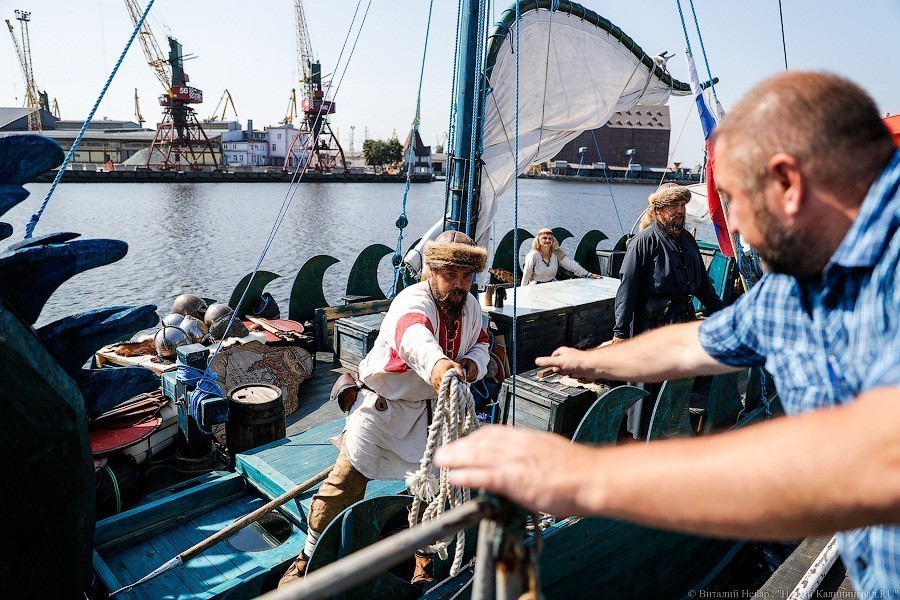В Калининград пришел «Змей Горыныч». Мы побывали в его «чреве» (фото) (видео)
