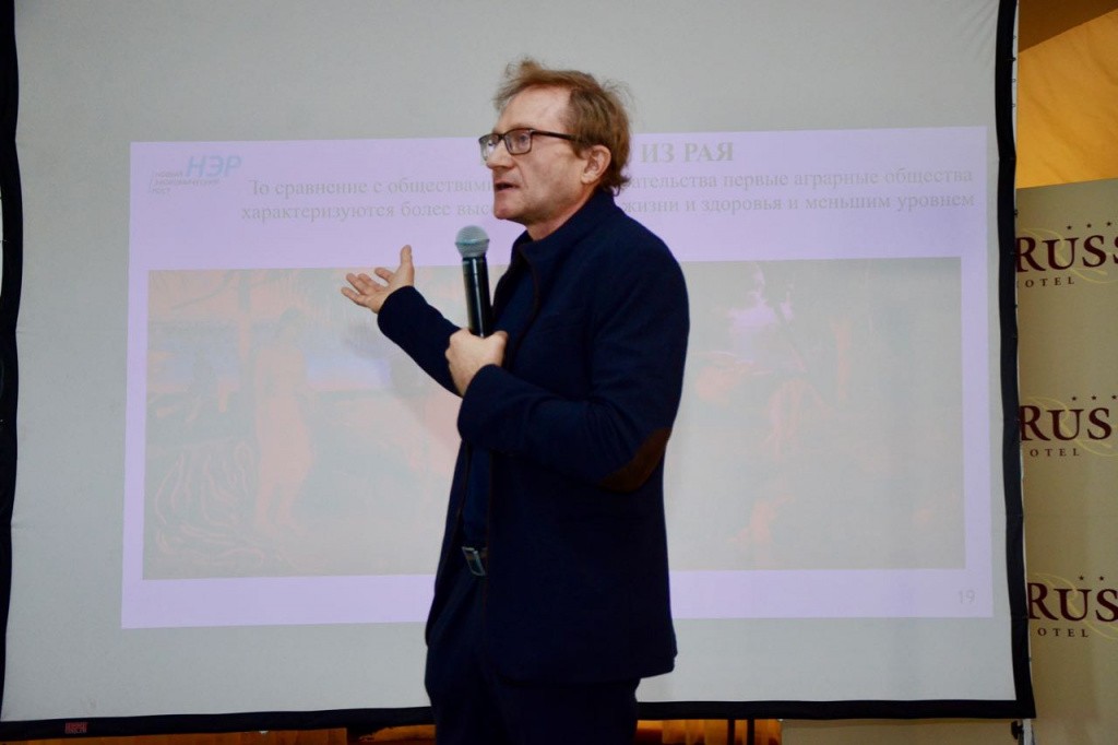 Экономист о 4-дневной рабочей неделе: это полный маразм и рекламная акция