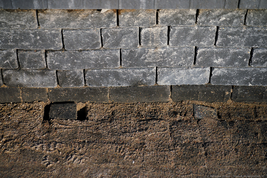 Как выглядит обновленная пешеходная зона на улице Рокоссовского без снега (фото)