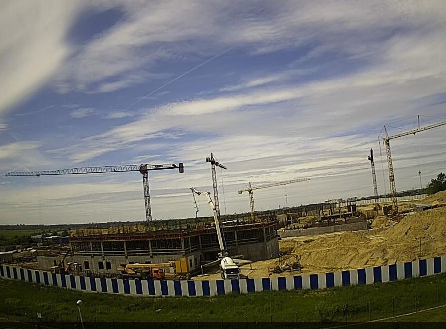 Подрядчик онкоцентра сократил отставание, но сумма пени выросла до 69 млн руб.