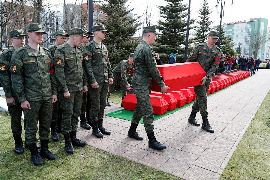 Пленники аэродрома: в Чкаловске захоронили останки погибших красноармейцев
