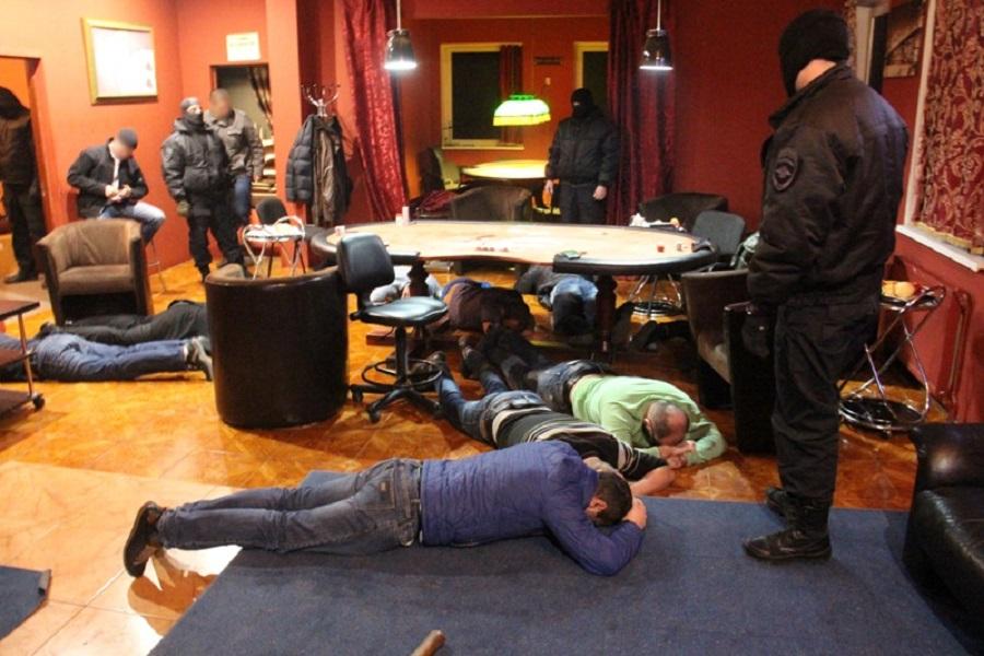 В Калининграде полиция накрыла подпольное казино (фото)