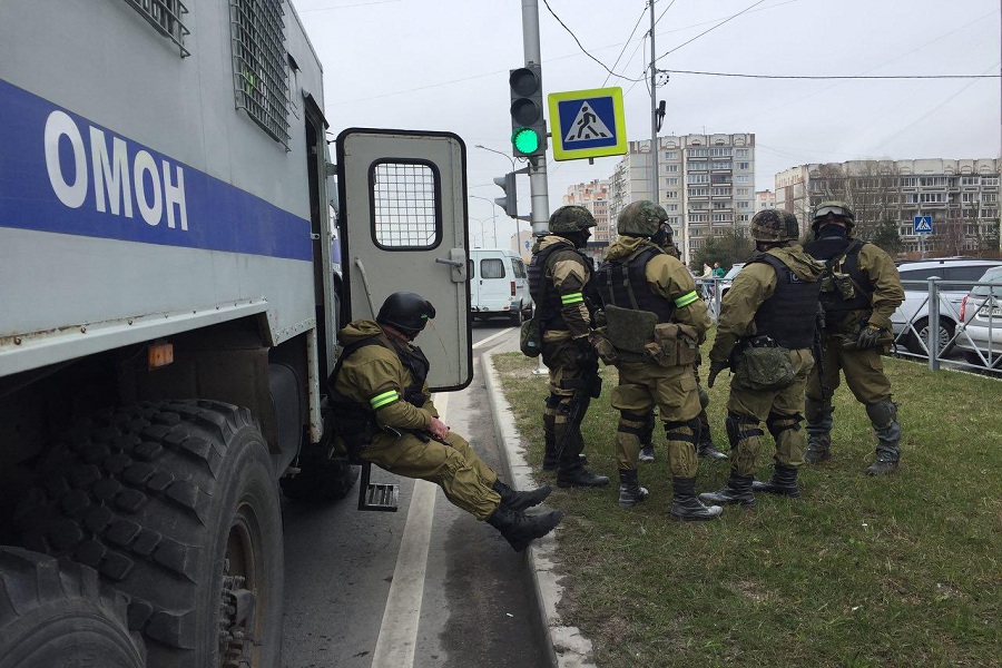 Военные в городе: учения по всему Калининграду (фото)