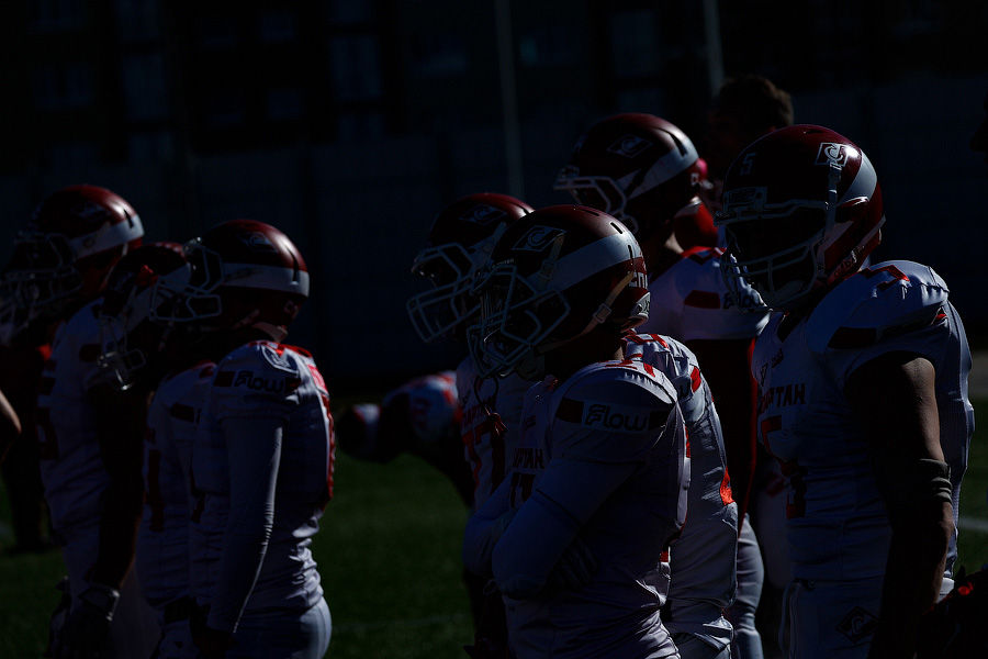 Пролёт «Ястребов»: как в Калининграде сыграли в американский футбол (фото)