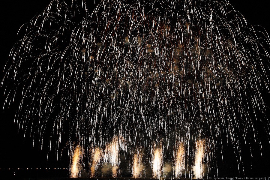Прежние проблемы на новом месте: в Калининграде начался чемпионат фейерверков