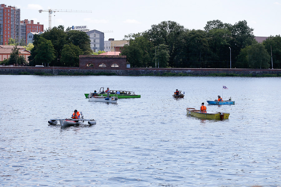 Стартовали: в Калининграде прошли соревнования лодок на солнечных батареях