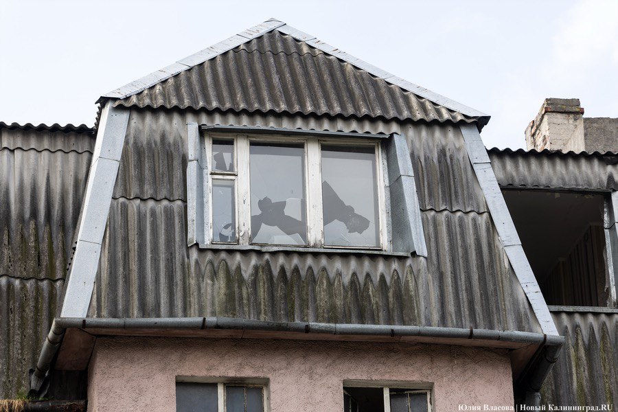 Расселен и заколочен: исторический дом в центре Калининграда готовят к сносу (фото)