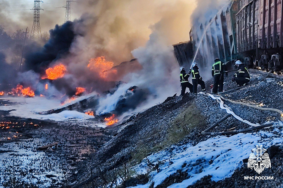 В Псковской и Смоленской областях произошли взрыв и ДТП на железнодорожных путях