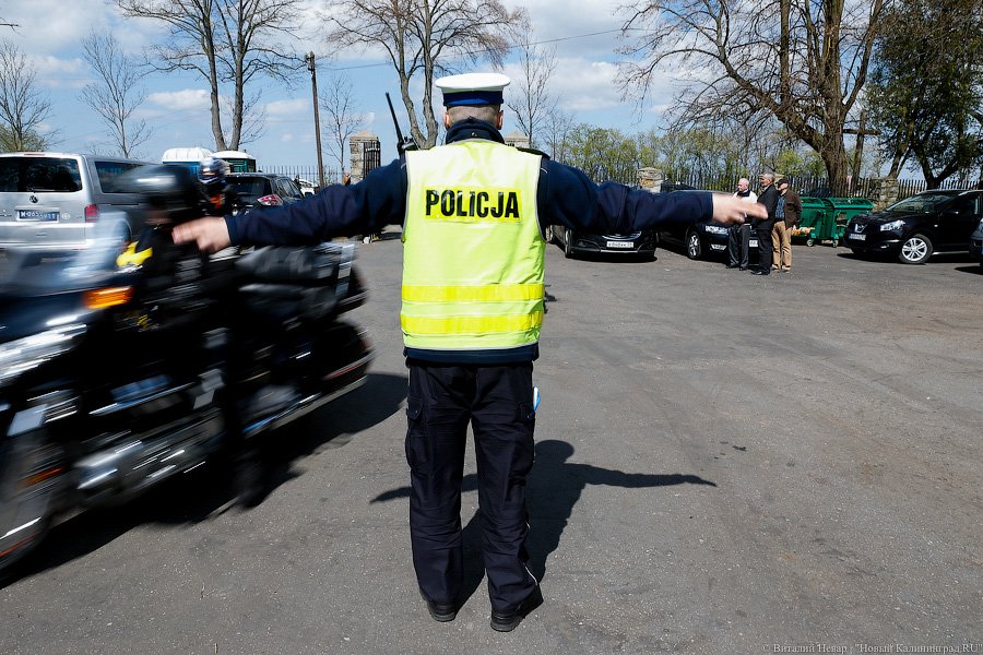 Российские байкеры в Польше: в Бранево почтили память павших солдат