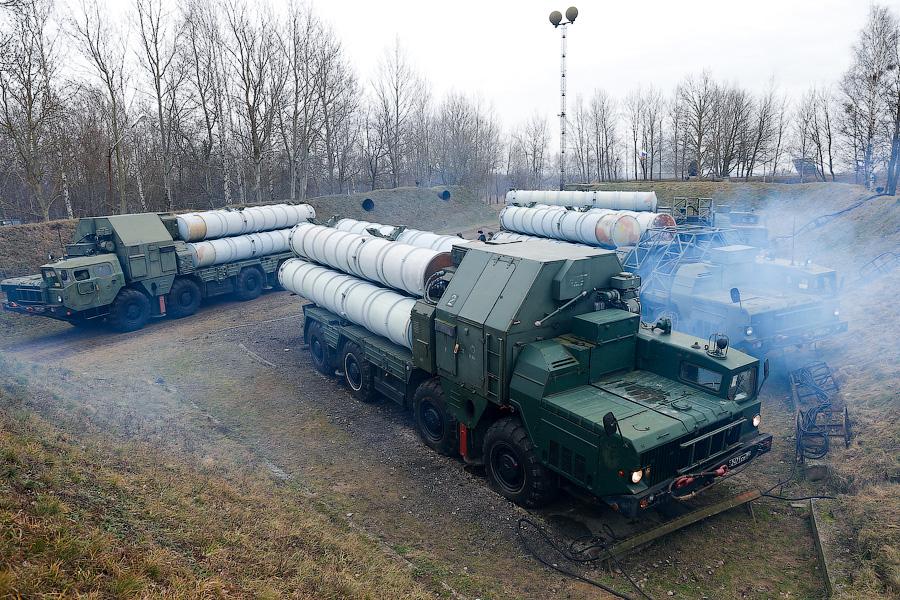 Мирное небо: фоторепортаж с тренировки по боеготовности расчётов С-300 ПВО