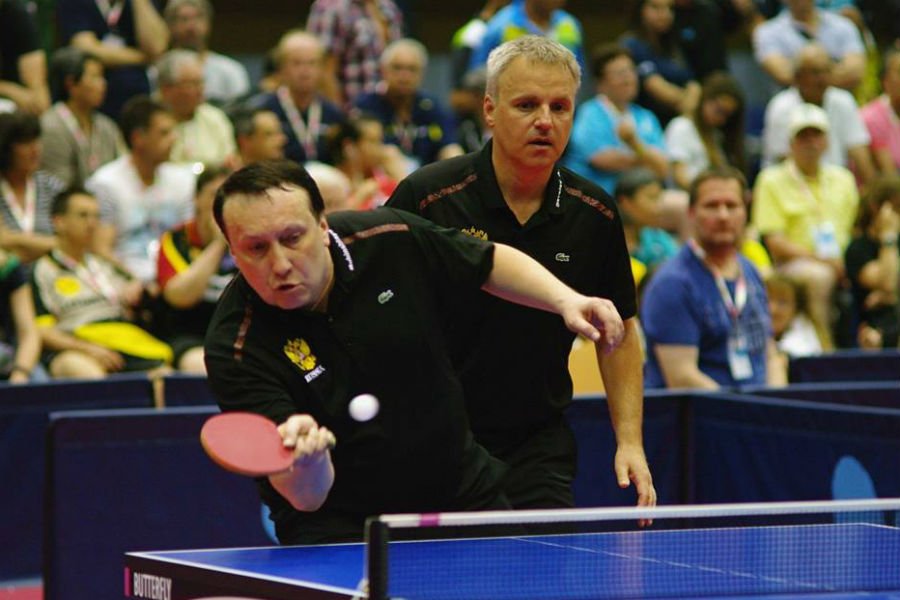 Георгий Рубинштейн и Сергей Савельев. Фото областной федерации настольного тенниса.