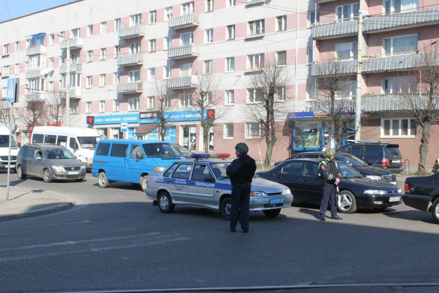 «Зеленые человечки» в Калининграде: автовокзал перекрыт из-за учений (фото)