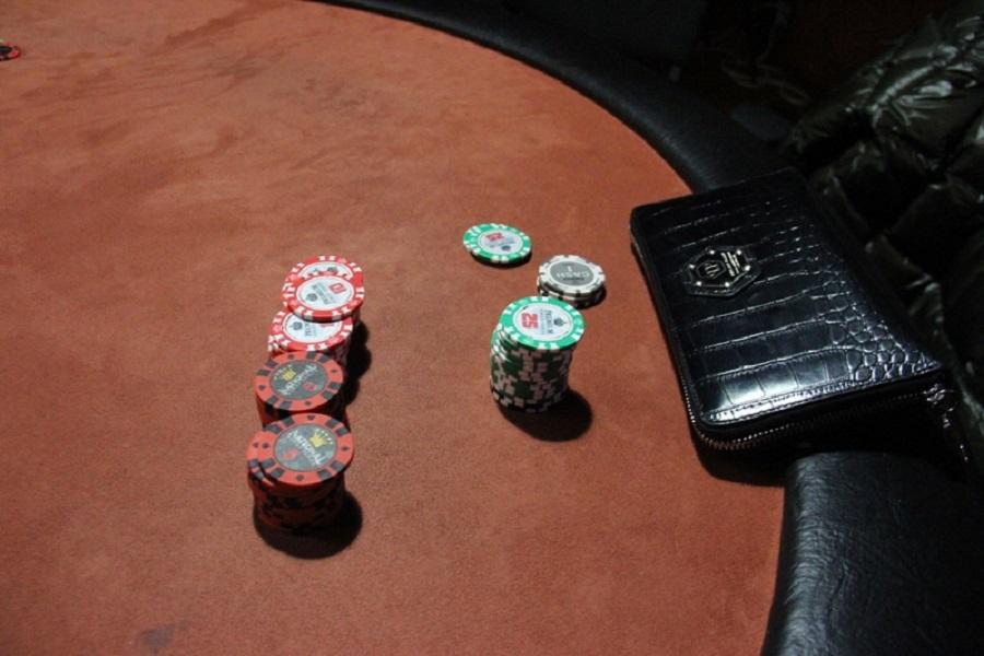 В Калининграде полиция накрыла подпольное казино (фото)