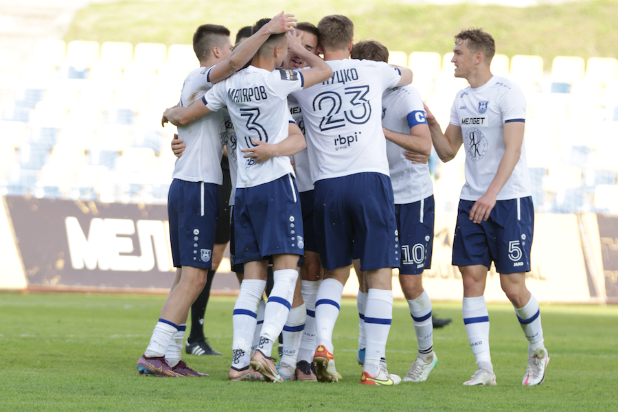 «Балтика» на выезде обыграла ульяновскую «Волгу» со счетом 2:0 (фото)