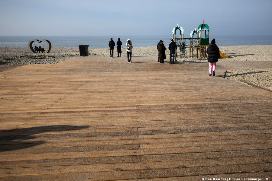 Без «Голубого флага»: как в Янтарном готовятся к пляжному сезону (фото)
